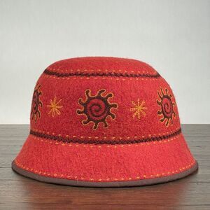 Tumar Hat Boiled Wool Red Women's Sun Lagenlook NWT‎ Sustainable
